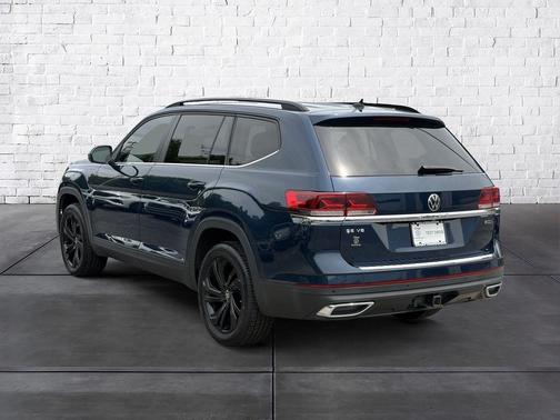 Tourmaline Blue Metallic 2022 Volkswagen Atlas 3.6L SE w/Technology