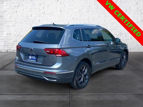 2024 Volkswagen Tiguan 2.0T SE 4MOTION