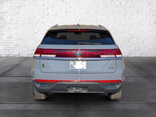 2024 Volkswagen Atlas Cross Sport 2.0T SE w/Technology 4MOTION