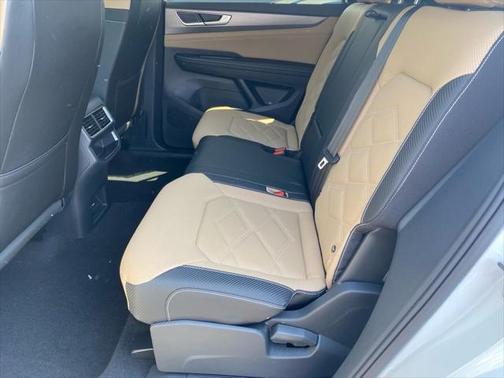 2025 Volkswagen Atlas Cross Sport 2.0T SE