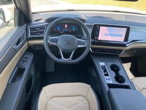 2025 Volkswagen Atlas Cross Sport 2.0T SE