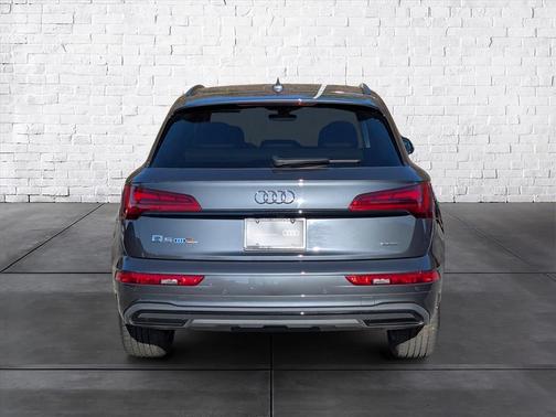 2025 Audi Q5 40 Premium