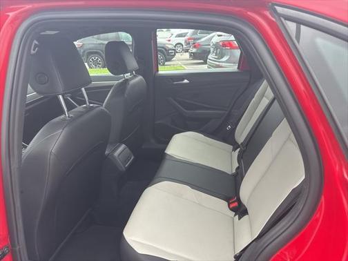 2021 Volkswagen Jetta 1.4T R-Line