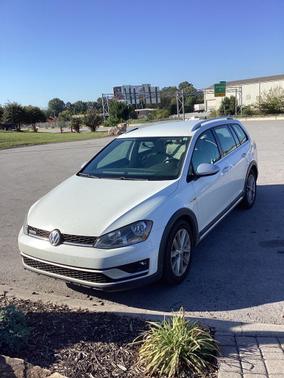2017 Volkswagen Golf Alltrack TSI S