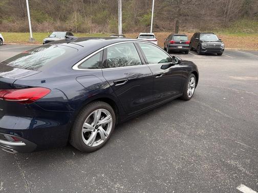 2025 Audi A5 Premium TFSI quattro S tronic