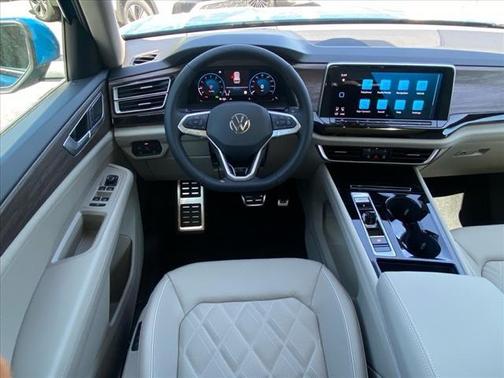 2025 Volkswagen Atlas 2.0T SEL Premium R-Line 4MOTION