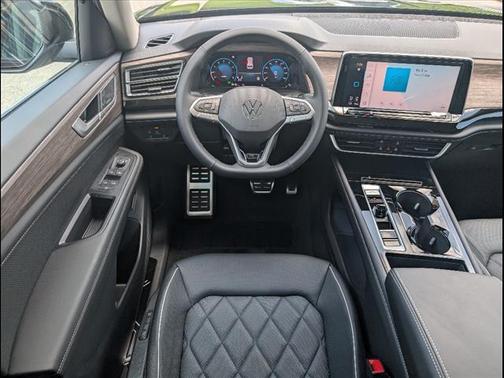 2025 Volkswagen Atlas 2.0T SEL Premium R-Line 4MOTION