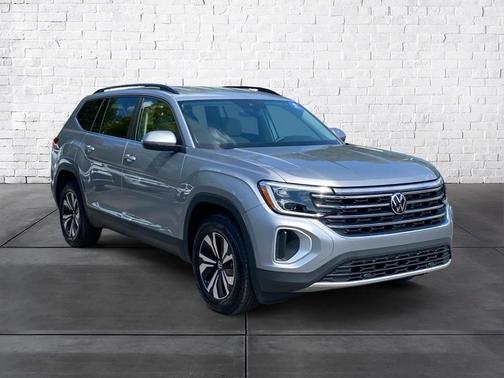 2024 Volkswagen Atlas 2.0T SE