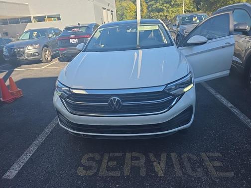 2023 Volkswagen Jetta 1.5T SE