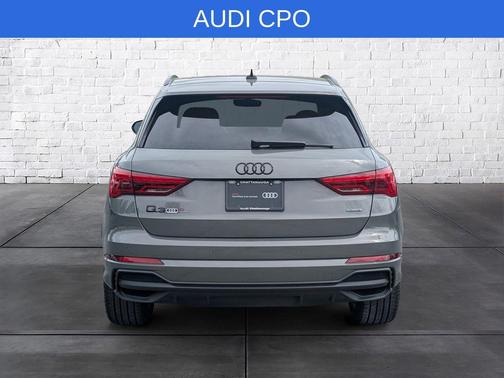 2025 Audi Q3 Premium 45 TFSI S line quattro Tiptronic