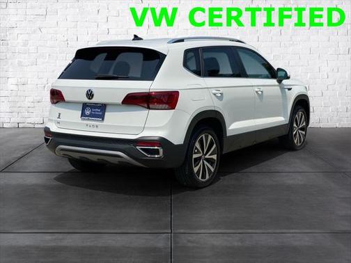 2024 Volkswagen Taos 1.5T SE