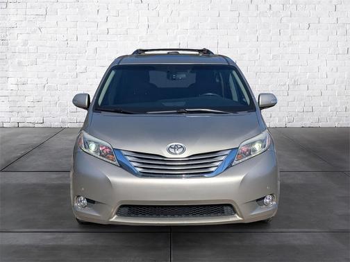 2017 Toyota Sienna Limited Premium
