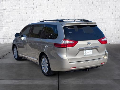 2017 Toyota Sienna Limited Premium