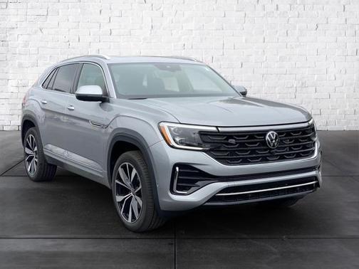 2025 Volkswagen Atlas Cross Sport 2.0T SEL Premium