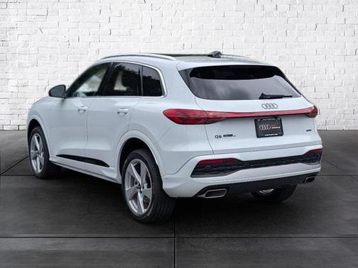 2025 Audi Q5 Premium Plus