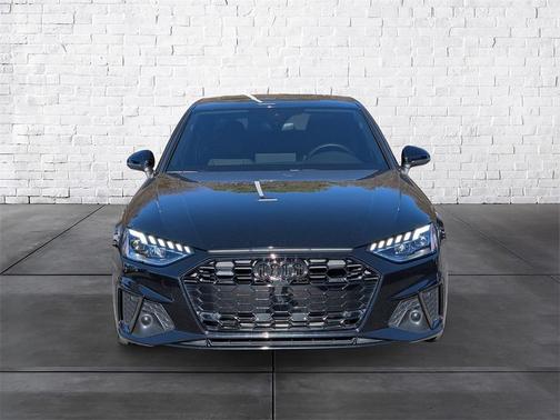 2023 Audi A4 45 S line Premium Plus