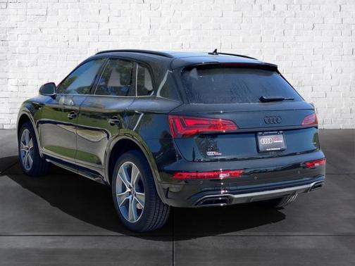 2025 Audi Q5 45 S line Premium