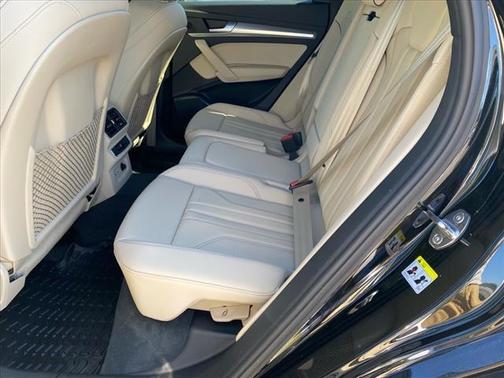 2025 Audi Q5 45 S line Premium