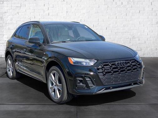 2025 Audi Q5 45 S line Premium