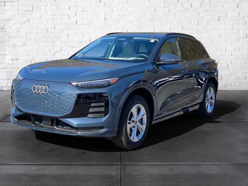 2025 Audi Q6 e-tron Premium Plus