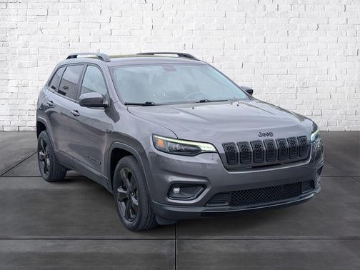 Granite Crystal Metallic Clearcoat 2019 Jeep Cherokee Latitude Plus