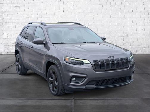 Granite Crystal Metallic Clearcoat 2019 Jeep Cherokee Latitude Plus