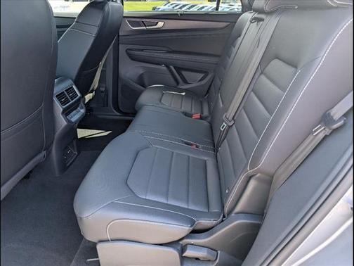 2026 Volkswagen Atlas Cross Sport 2.0T SEL