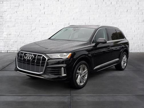 2022 Audi Q7 55 Premium Plus