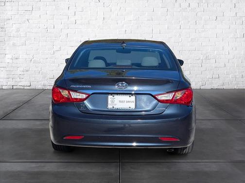 2013 Hyundai SONATA Limited