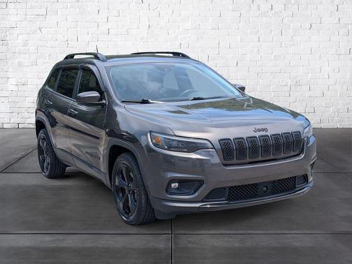 Granite Crystal Metallic Clearcoat 2021 Jeep Cherokee Altitude