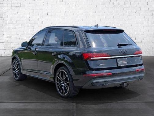 2021 Audi Q7 55 Prestige