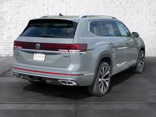 2025 Volkswagen Atlas 2.0T SEL Premium R-Line 4MOTION