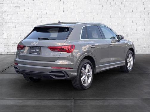2024 Audi Q3 45 S line Premium Plus