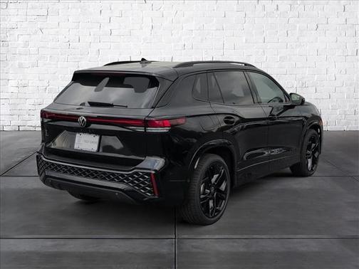 2025 Volkswagen Tiguan 2.0T SE R-Line Black