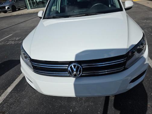 2017 Volkswagen Tiguan 2.0T Wolfsburg Edition
