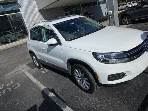 2017 Volkswagen Tiguan 2.0T Wolfsburg Edition