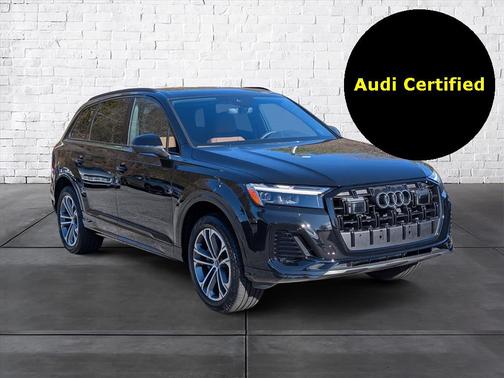 2025 Audi Q7 45 Premium Plus