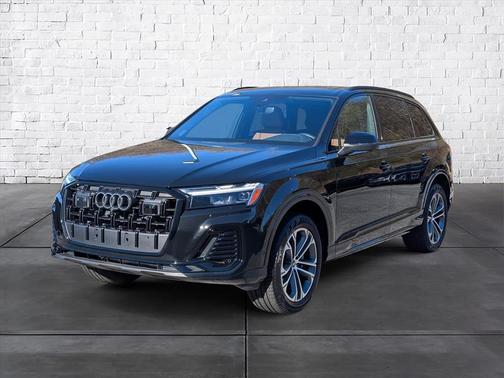 2025 Audi Q7 45 Premium Plus