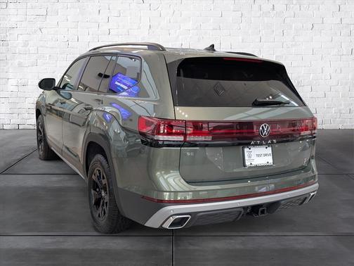 2026 Volkswagen Atlas 2.0T Peak Edition