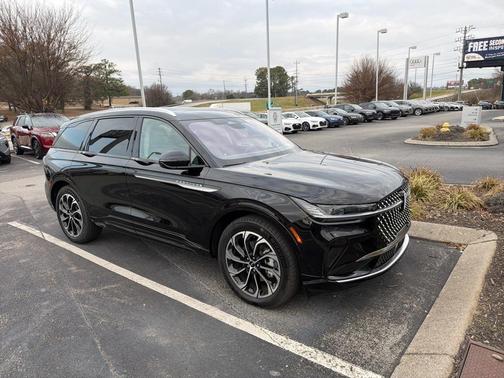 2025 Lincoln Nautilus Reserve