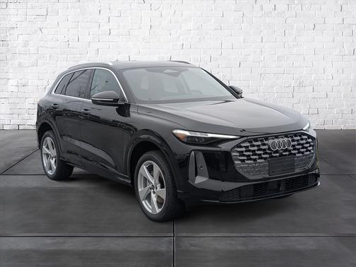 2025 Audi Q5 Premium Plus TFSI quattro S tronic