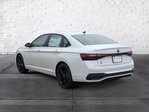 2026 Volkswagen Jetta 1.4T SE