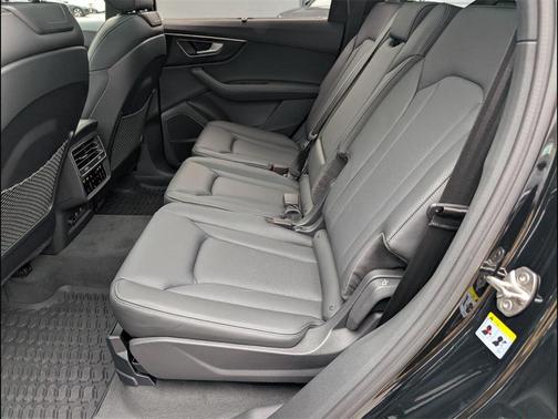2026 Audi Q7 55 Prestige