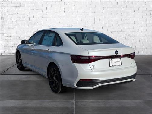 2026 Volkswagen Jetta 1.4T SE