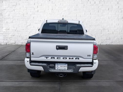Super White 2018 Toyota Tacoma Limited