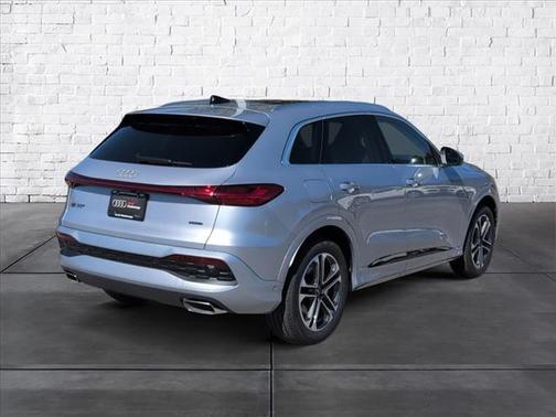 2025 Audi Q5 Prestige TFSI quattro S tronic