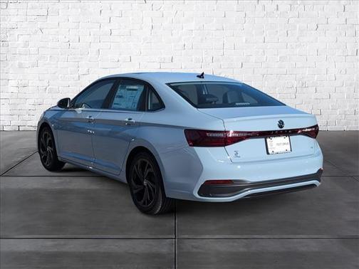 2026 Volkswagen Jetta 1.4T SE