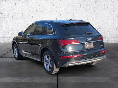 2023 Audi Q5 40 Premium