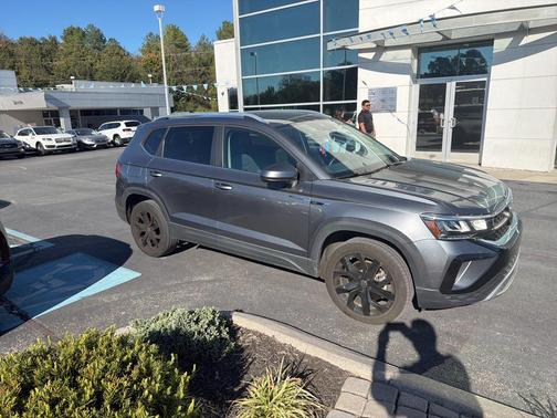 2022 Volkswagen Taos 1.5T SE