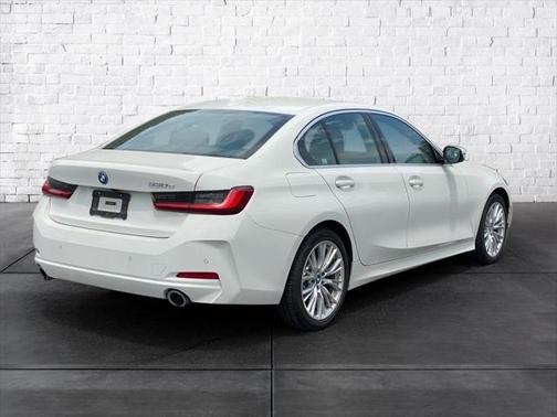2024 BMW 330e Base